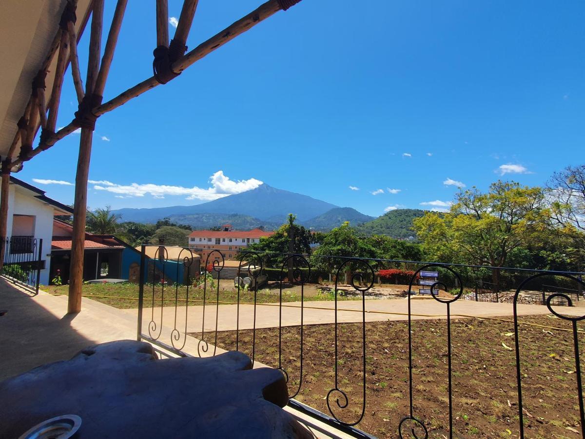 Boulevard Inn Mt Meru Arusha Esterno foto