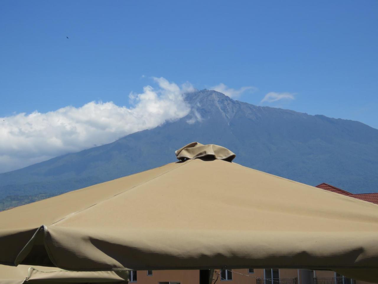 Boulevard Inn Mt Meru Arusha Esterno foto